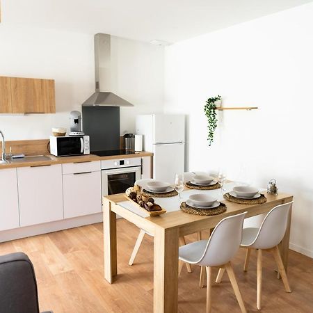 Spacieux Appartement Avec Parking Prive A 쏘뮤흐 외부 사진